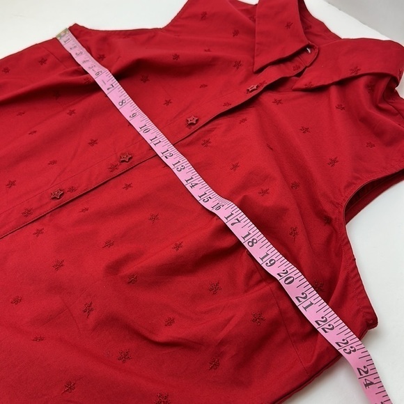 Cascade Blues Red Sleeveless Eyelet Button Shirt 1X Star Embroidery and Buttons - Picture 9 of 12